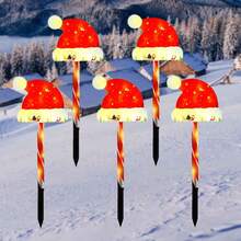 Luces de Navidad solares 5 en 1 (Casa roja/Gorro de Papá Noel) - 8 modos de iluminación Luces decorativas de Navidad/Interruptor de botón, Luces de plástico duradero, Adecuado para exteriores, jardín, centro comercial, caravana, camping, boda, césped, fiesta en el patio trasero, decoración del jardín, decoración navideña