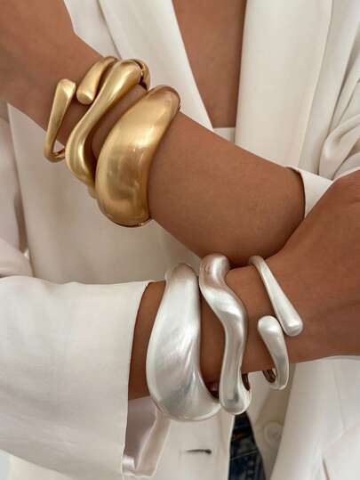 1pc Bohemian Geometric Wave Stacked Wide Matte Metallic Bangle Bracelet, Glamorous Vintage Daily Holiday Party Jewelry Gift For Women