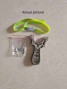 1 Set High Power New Slingshot For Outdoor Hunting, Includes Slingshot And Rubber Bands (Rubber Arrow Color Is Random, No Infrared Sight Included, Please Refer To Actual Received Item)