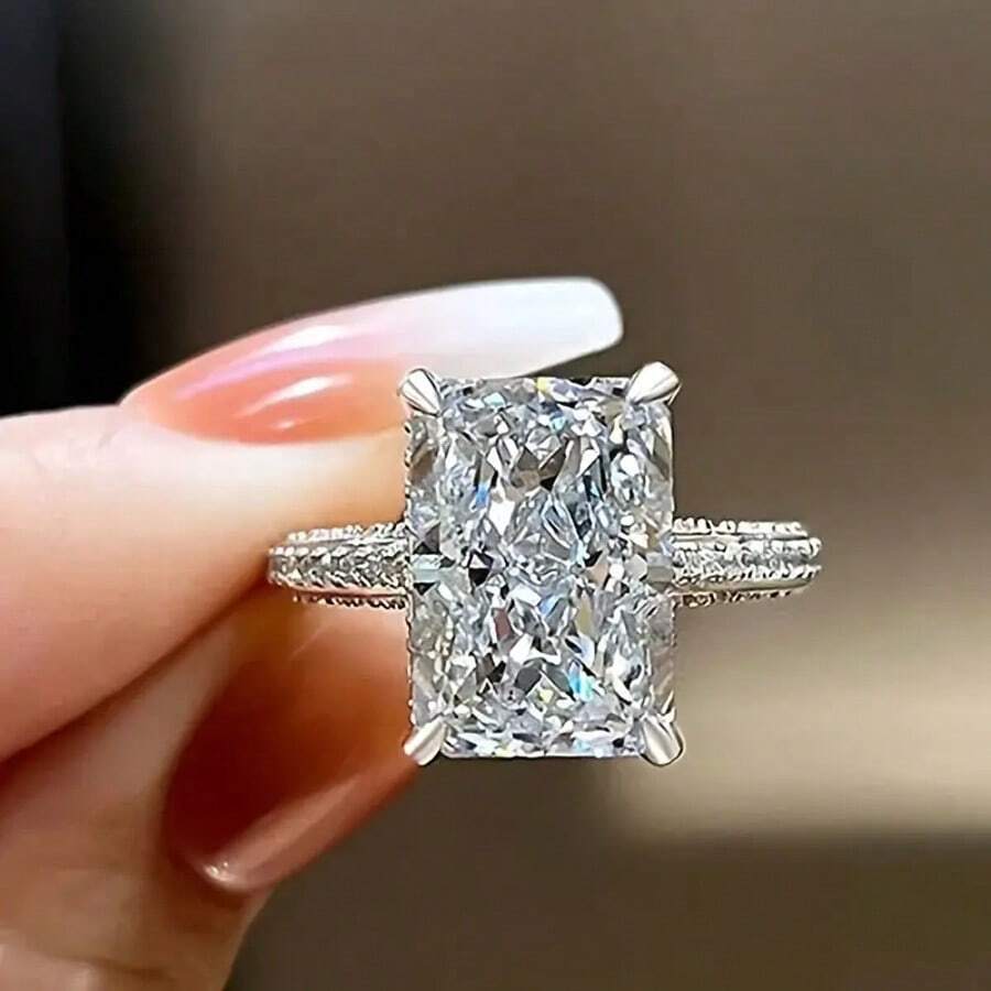 1 pieza Anillo minimalista elegante para mujer, diseño de halo bellamente chapado en oro de 14k con brillante circonita cúbica sintética roja, adecuado para uso diario y como regalo, regalo perfecto para el Día de San Valentín