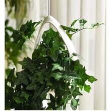 1pc Round Thick Hanging Planter Pot, Creative Rattan Woven Plastic Self-Watering Hanging Basket For Trailing Plants