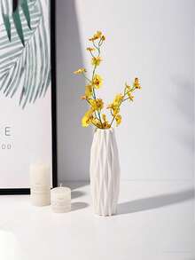 1pc White Plastic Vase, Minimalist Modern Vase, Artificial Ceramic Vase, PP Material, Reusable, Easy To Clean, Sturdy And Shockproof, Suitable For Living Room, Dining Table, TV Cabinet, Bedroom, Bathroom, Balcony Decor, Nightstand, Halloween Gift, Christmas Gift, Autumn Decor Home Decor Room Decor Flower Vase Glass Vase