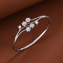 1 Fashionable, Charming, Elegant, Romantic, Retro, Simple, Atmospheric, Creative Hollow Flower Design Inlaid With Zirconia Geometric Flower Decoration Bracelet, Suitable For Women's Daily Wear, Gatherings, Dates, Bridesmaid Gifts