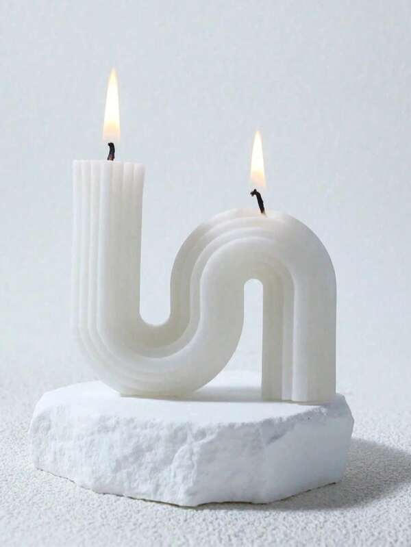 1 Box 1 Piece Geometric S-Shaped Scented Candle, Home Decor With Scented Candle, Suitable For Study, Bathroom, Desk And Room Decoration, Simple Geometric Decor, Scented Candle Decoration That Emits Fragrance Without Lighting, Birthday Gift, Souvenir And Small Gift For Friends, Halloween, Ghost, Autumn, Winter, Holiday, Festival
