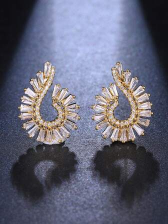 1 Pair Elegant Trapezoid White Cubic Zirconia Gold-Tone Earrings, Shiny Accessories For Women