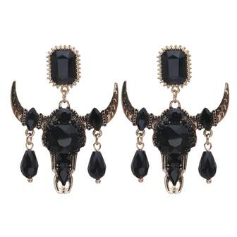 Vintage Style Black Bull's Head Earrings, Embellished With Artificial Crystal Water Droplets, Delicately Carved With Textures. Party Jewelry