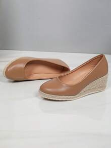 Zapatos de cuña con suela gruesa para mujer - Estilo elegante y de moda - Casual y cómodo - Serie de Oriente Medio - Estilo retro - Uso diario - Casual y versátil - Minimalista - Tacones altos - Slip-on - Cuero sintético con perlas falsas - Tacones altos de plataforma con suela gruesa - Tejido - Marrón - Ver 6