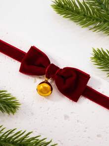 Un lindo collar de peluche de Año Nuevo y Navidad para niña, con lazo rojo dulce, campana y cadena de clavícula