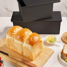 1lb Capacity Non-Stick Bread Baking Pan With Lid & Serrated Scraper, Carbon Steel Wavy Bread Toast Loaf Mold, Black & Gold