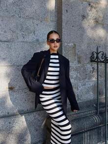 HoloChill Women's Colorblock Striped Casual 2-Piece Set: Crew Neck Long Sleeve Sweater And Long Bodycon Skirt, 2025 Autumn/Winter New Arrival