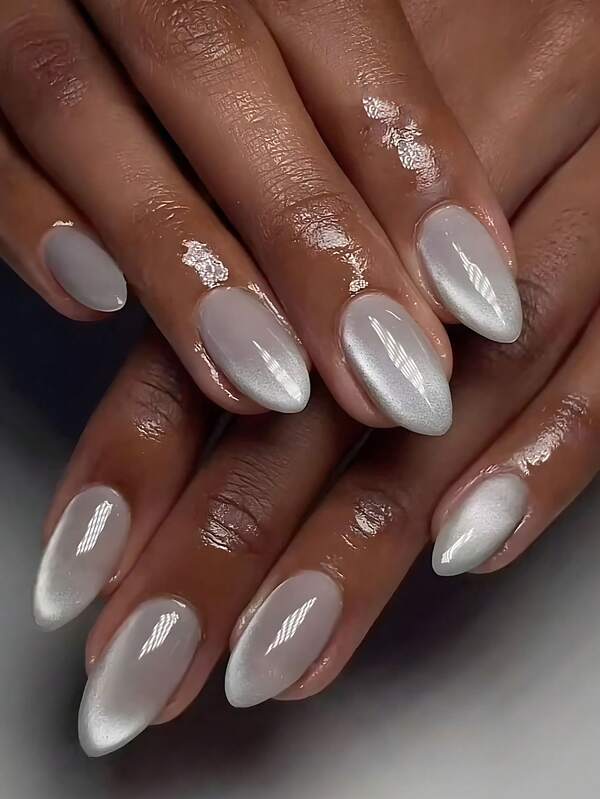 30 pezzi di unghie finte corte a mandorla con punte francesi per l'autunno, stile Y2K, colore trasparente, motivo sfumato glitterato, stile semplice, riutilizzabili, unghie acriliche finte, accessori per unghie, con 24 pezzi di linguette in gel e una mini lima inclusi