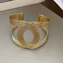 1 Stück modischer, glamouröser, funkelnder Armreif aus kubischem Zirkonia mit kreativem metallischem Kreuz-Kreuz-Doppel-C-Hohldesign, personalisierter leichter Luxus-Mehrzweckschmuck für Frauen, Party