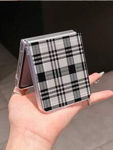 1pc Stylish And Minimalist Frosted PC Material Grid Stripe Element Folding Phone Case, Can Protect And Prevent Falling: SamsungGalaxy Zflip 3/Zflip 4/Zflip 5/Zflip 6/Zflip 7/ Find N3 Flip/ Razr 50 Ultra/ Razr 60 Ultra/ Razr 60/ Razr 50/XiaomiMIX Flip/Galaxy Z Flip7 FE - Black - View 3