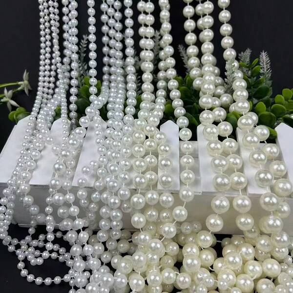 1 paquete de 5/8 mm Cuentas de perlas falsas blancas a granel 10M/5M (10 piezas 1M/5 piezas 1M), collar de perlas falsas, adecuado para hombres y mujeres, fiesta de los años 20, fiesta del té, nupcial, regalo, maquillaje, baile, decoración para reuniones festivas (el desprendimiento de la superficie de la perla falsa se debe a la artesanía, no afectará el uso)