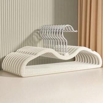 10个装优质短颈毛绒衣架，多功能塑料防滑晾衣架，节省空间的衣柜收纳架，防滑衣肩不突出，适合所有季节，房间装饰，节日装饰，家庭必备