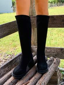 Bottes confortables, semelle épaisse de style européen et américain, bottes hautes imperméables à plateforme pour femmes, bottes de cavalière sexy et polyvalentes à gros talon, bottes mollet avec fond souple non fatigant et jambe fine, bottes à bout rond avec fermeture éclair au dos et tige large