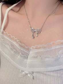 Stylish Rhinestone Bowknot Pendant Necklace, Delicate Clavicle Chain, Minimalist Design, Versatile Jewelry Gift For Her, Valentine's Day Present,Mom,Mother,Mother's Day,Gift - 銀級 2 - 查看 4