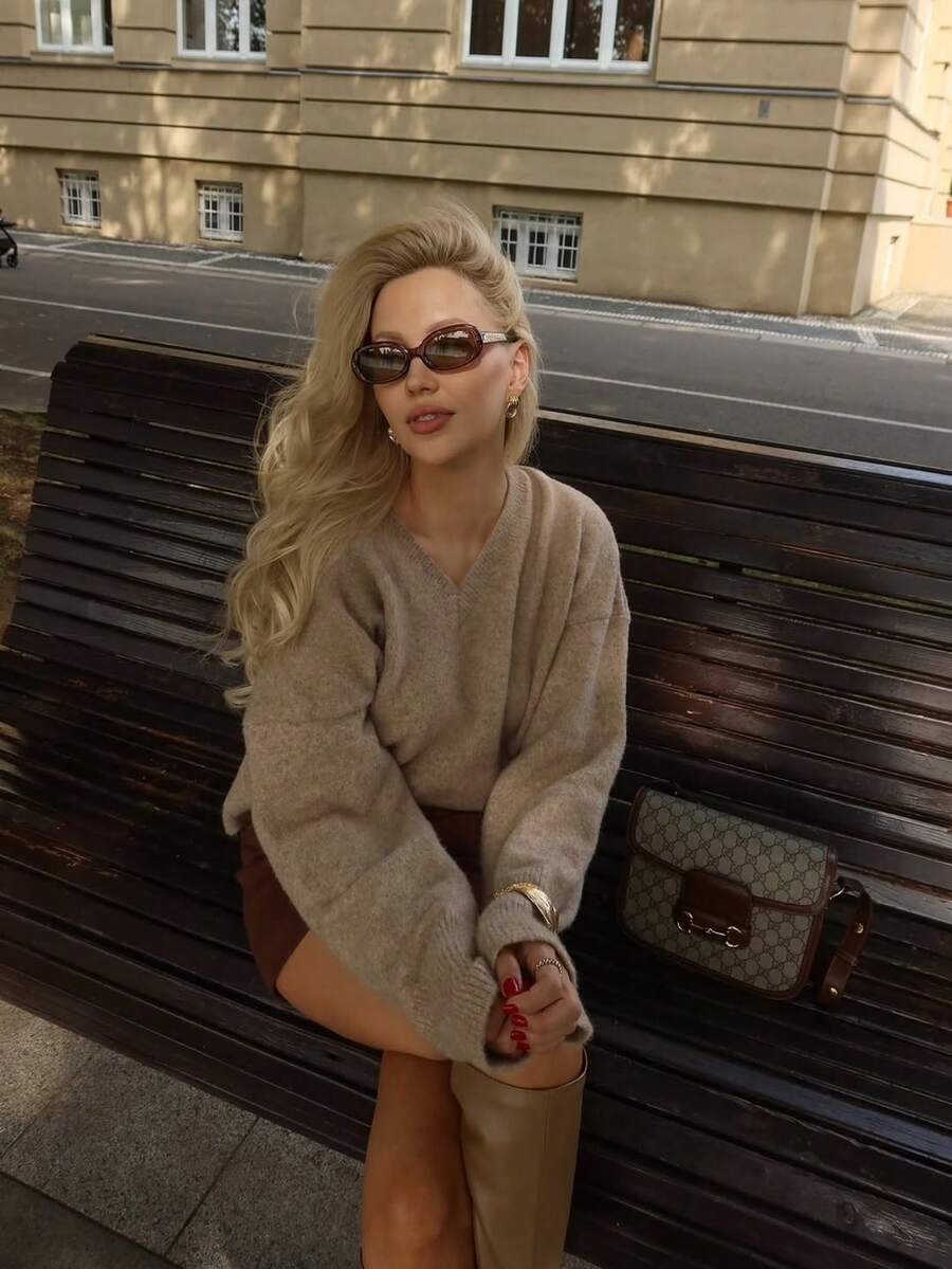 VIBEWAVE Lässiger V-Ausschnitt Langarm Strickpullover für Frauen, Relaxed Fit, einzigartiges Design, Kollektion 2025