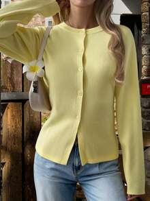 Live To Mo Fspring Break Outfits Butter Yellow Cardigan With Long Sleeves And Buttons, Casual Y2K Style. Perfect For Valentine's Day, Going Out Tops Women And Daily Wear. - Yellow - View 2