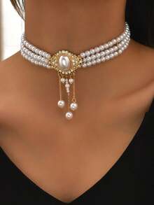 Faux Pearl Decor Choker