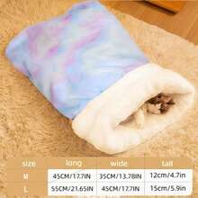 1 pieza Bolsa de dormir para gato con túnel perforable, cama de mascotas semi-cerrada para todas las estaciones, universal, Bolsa de dormir cómoda para gatos, Bolsa de dormir de invierno para gatos, Bolsa de dormir cálida y cómoda para gatos - Bolsa de dormir semi-cerrada de felpa suave - Para gatos en interiores y casas para gatos