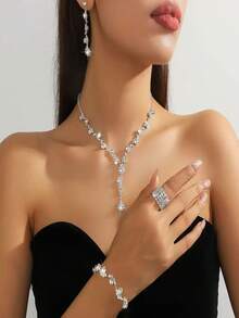 1 set Collier minimaliste avec fleurs en strass, accessoires pour la Saint-Valentin - Blanc - Voir 3