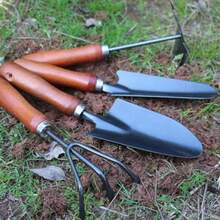 Garden Tools And Accessories