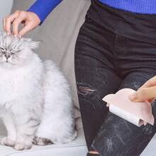 5 szt. mini wałków do usuwania kłaczków w kształcie chmurki – z uchwytem, przenośnym urządzeniem do usuwania kłaczków – 1 wałek do usuwania kłaczków + 4 rolki zapasowe – różowym etui podróżnym – narzędzie do usuwania kłaczków z sierści zwierząt, ubrań i tkanin na jesień/zimę