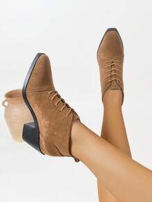 女式粗跟经典卡其色系带踝靴，时尚方头仿麂皮短靴，新款秋冬短靴 - 卡其色 - 查看 5