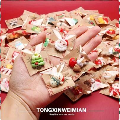 100pcs Mixed Resin Christmas Refrigerator Magnets, Santa Claus, Snowman, Christmas Tree And More Styles, Suitable For Holiday Gifts, Christmas Snowman Decorations, Tree-Shaped Magnets, Snowman Style, Santa Claus Design, Detailed Resin Casting