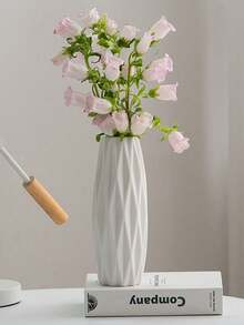 1pc White Plastic Vase, Minimalist Modern Vase, Artificial Ceramic Vase, PP Material, Reusable, Easy To Clean, Sturdy And Shockproof, Suitable For Living Room, Dining Table, TV Cabinet, Bedroom, Bathroom, Balcony Decor, Nightstand, Halloween Gift, Christmas Gift, Autumn Decor Home Decor Room Decor Flower Vase Glass Vase