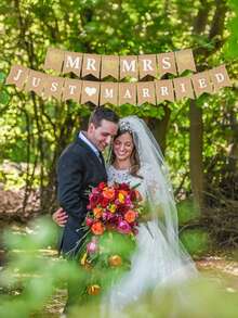 قطعة واحدة/قطعتان من أعلام مثلثة من الكتان الريفي للحب، ديكور زفاف DIY، مجرد متزوجين، لافتة شعار السيد والسيدة، قابلة للطي والعجن وإعادة الاستخدام لعدة مرات، مناسبة للأحداث الخارجية والذكرى السنوية وموسم الزفاف وديكور حفلة الزفاف، لافتة وشريط الزفاف، لوازم الزفاف