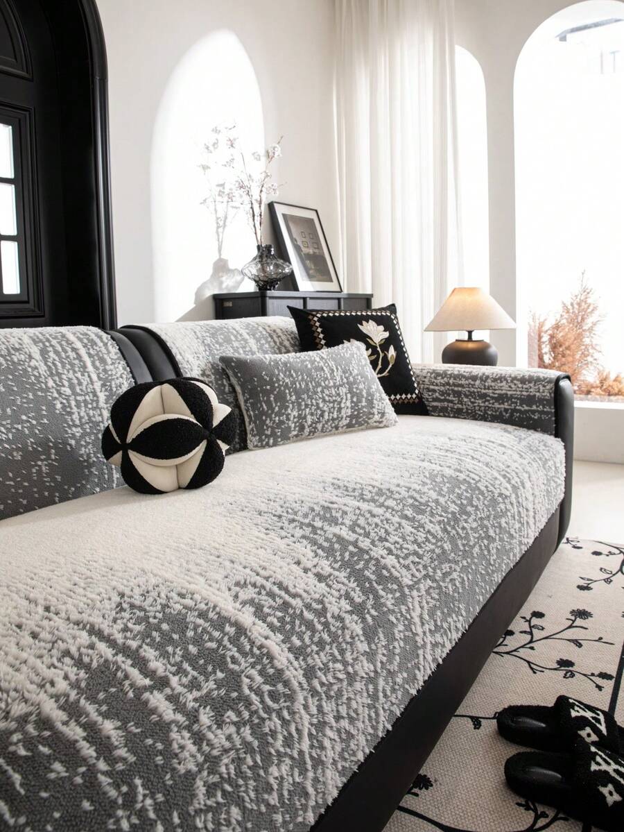 1pc Simple & Fashionable Sofa Cushion Cover, Thick Plush Skin-Friendly Sofa Slipcover For Autumn/Winter, Elegant European-Style Luxury Sofa Seat Pad, Anti-Slip Anti-Dust Anti-Cat Scratch Sofa Protector, Suitable For Living Room, Bedroom, Study, Office, Club, Party, 1-4 Seater Sofa, L-Shaped Sofa