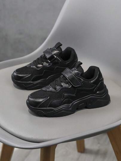 Giày thể thao trẻ em cổ điển màu đen với thiết kế khóa dán, giày sneaker unisex thoải mái và thời trang cho trẻ em chơi ngoài trời, phù hợp cho cả mặc hàng ngày.