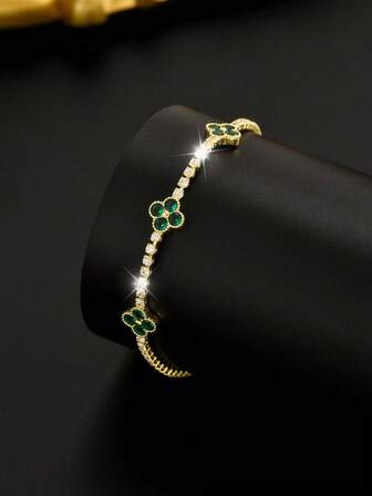 1 pieza Pulsera de lujo con trébol para hombres, diseño 3D de trébol con circonita brillante y gema verde rica, adecuada para el uso diario, reuniones y diversos festivales