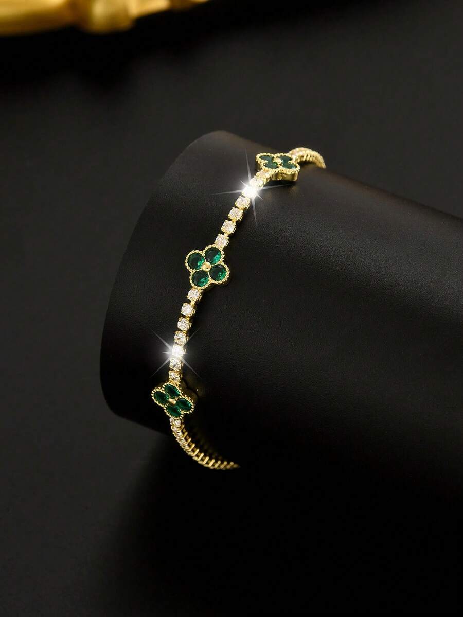 1pc Men's Luxury Clover Bracelet, Sparkling Zirconia + Rich Green Gemstone Embedded 3D Clover Design, Suitable For Daily Commute, Gatherings And Various Festivals - Yellow Gold - View 1