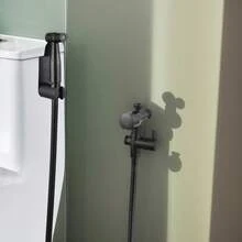 1 zestaw ze stali nierdzewnej, bidet, natrysk bidetowy, czarny, 4 elementy, nowoczesny, higieniczny, pionowy natrysk wysokociśnieniowy, łatwy montaż, odpowiedni do wszystkich łazienek, skuteczne czyszczenie toalet, zwierząt domowych i podłóg