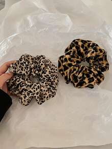2 sztuki gumek do włosów z nadrukiem w panterkę, elastyczne akcesoria do włosów w modnym ciemnym kolorze dla kobiet, odpowiednie do kucyków i koków, gumki do włosów, gumki do włosów, gumki do włosów, gumki do włosów, pompony, akcesoria do włosów z nadrukiem zwierzęcym, gumki do włosów - 2 pary kompletów w panterkę - Zobacz 7