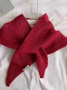 Écharpe triangulaire douce comme de la laine de mouton pour femmes avec col en fausse fourrure - Étole d'hiver chaude en gris clair/foncé, blanc, rouge, noir | Accessoire élégant et polyvalent non extensible pour tenues décontractées et habillées | Lavage à la main, entretien facile, mini écharpe pour femmes, grande écharpe pour femmes de haute qualité, écharpe pour femmes, écharpe, écharpe en fourrure, vêtement pour temps froid, étole , tissu léger, accessoire décoratif pour le cou, tenue de bureau pour robe - Multicolore - Voir 8