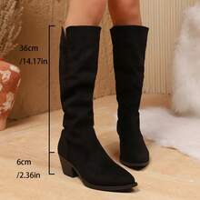 1 paire de bottes mi-mollet en tissu de couleur unie, décontractées. Bottes élastiques plissées, à bout pointu et talon épais. Convient pour les fêtes, le bureau, les mariages, l'automne/l'hiver - Noir - Voir 6