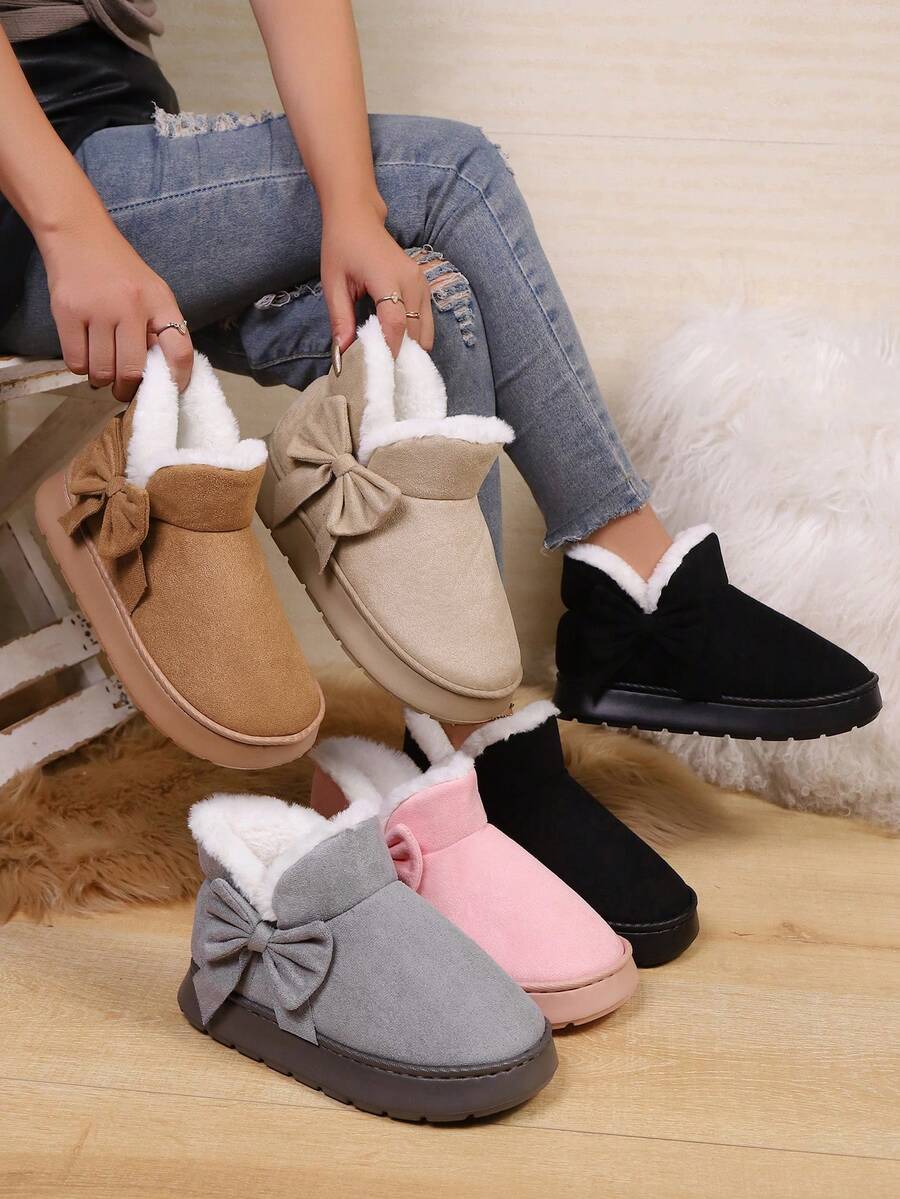 Botas de neve femininas de cano curto, chinelos quentes para ambientes internos/externos, sapatos de inverno da moda para casa - Preto - Ver 1