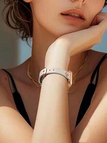 適用於 Apple 的蘑菇造型鉚釘錶帶 - 杏色 - 查看 6