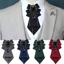 高端时尚领结、胸花、蝴蝶结和胸花。配有松紧带，方便佩戴和脱下。适合新郎和伴郎佩戴，适合派对和夜总会的西装，以及日常搭配。