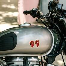 卡通红魔乙烯基贴纸，汽车贴花，适用于笔记本电脑、汽车、头盔、 Kindle、摩托车、水杯、保险杠贴纸等 - Multicolour - 查看 10