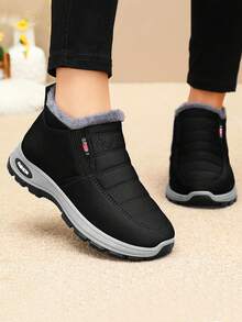 زوج من بوت الثلج الدافئة من الفليس، بوت شتوية جديدة للرجال لعام 2025 بمقاسات كبيرة للمسنين، بوت قصيرة عالية الأعلى، بوت سير سميكة دافئة للمتوسطي العمر، بوت ثلج يمكن ارتداؤها من قبل الجنسين