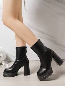 女秋冬新款时尚拉链粗跟防滑优雅个性成熟淑女性感短靴踝靴