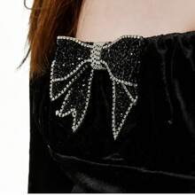 1 Piece Of Fashionable Black Shiny Rhinestone-Studded Bow Tie Brooch For Women, Suitable For Parties, Gift-Giving, Stage Performances, Wedding Hosts, Collar Accessories, Women's Accessories, Teacher Gifts, And Women's Neckties.