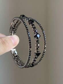 سوار أنيق أسود مرصع بالراين مرن، مناسب للنساء في أي مناسبة