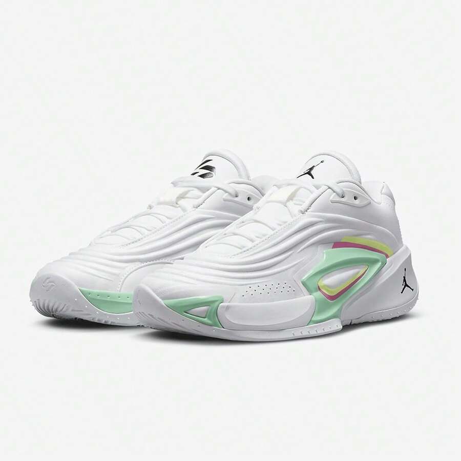 Nike LUKA 3 女子百搭休闲篮球鞋 HQ5058-107