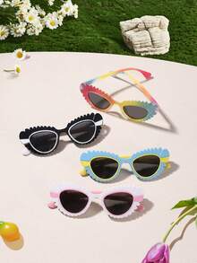 4 PCS Girls 4-8Y Cat‑Eye Fashion Glasses With Petal Edge Decor, Colorful Lightweight PC Frame Cute Whimsical For Birthday Party, Travel, Vacation - Multicolor - View 3